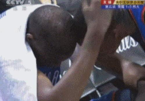 时影吃瓜偷笑,揭秘娱乐圈幕后趣闻